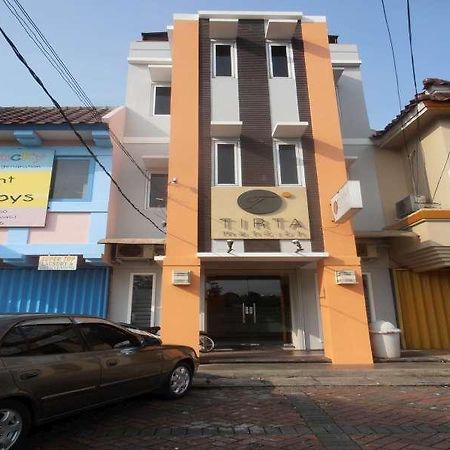 Tirta Mansion Lippo Karawaci Hotell Tangerang Exteriör bild