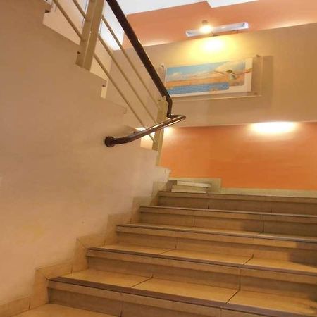 Tirta Mansion Lippo Karawaci Hotell Tangerang Exteriör bild